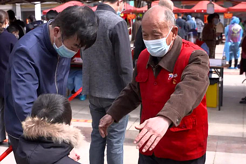 泉州惠安党员干部：深入基层 一心为民_fororder_图片1