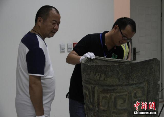 三星堆迎来国宝“大禾人面纹方鼎”