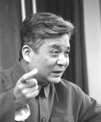 记住！他是邓稼先！