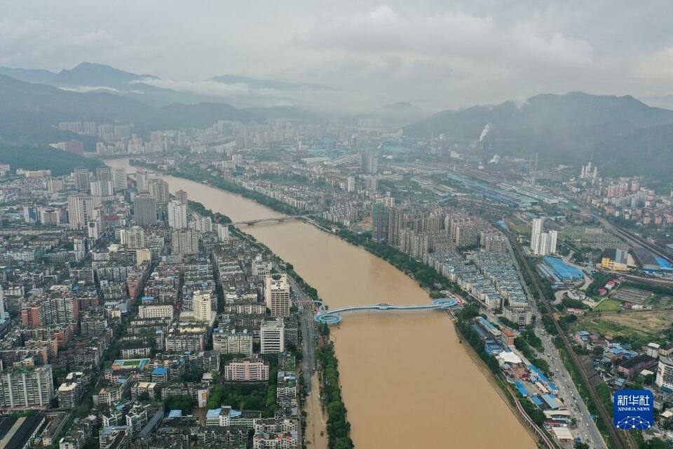 福建三明：众志成城全力救灾