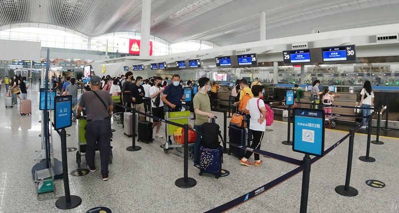 南航7月头三天在广州枢纽保障旅客超15万人次_fororder_2-2