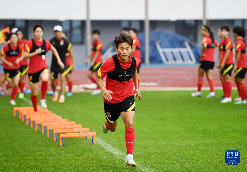 中国女足备战东亚杯