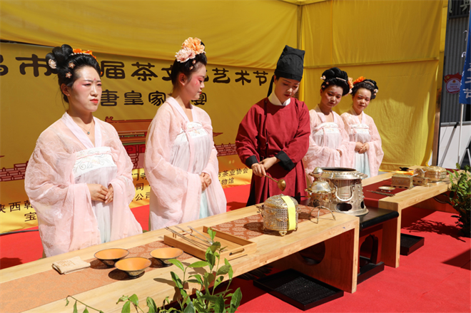 宝鸡渭滨区成功举办宝鸡市第一届茶文化艺术节暨新民巷美食周活动_fororder_图片3