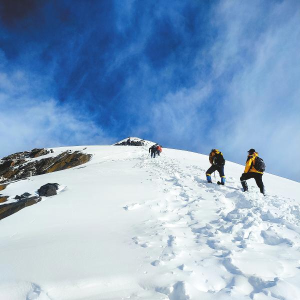 （转载）拥山抱水 阿坝旅游着力“新体验”