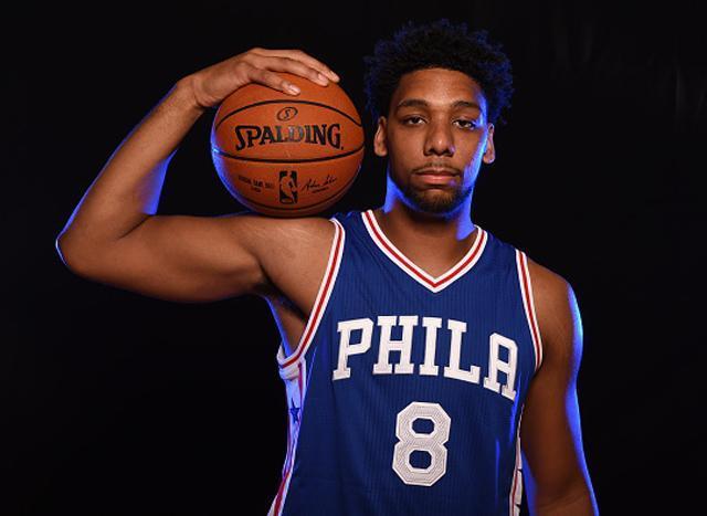 NBA球星场外犯事：格林被捕 悍将遇刺死里逃生