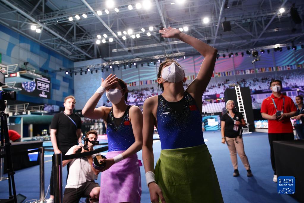 游泳世锦赛女子双人10米台：陈芋汐/全红婵夺冠