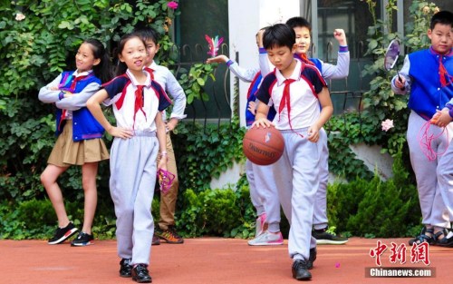12年基础教育该压缩？专家：调整课程架构更关键