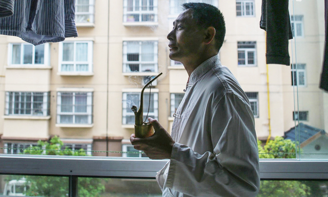 气功大师靠挨打年薪百万 孤独求败欲战泰森
