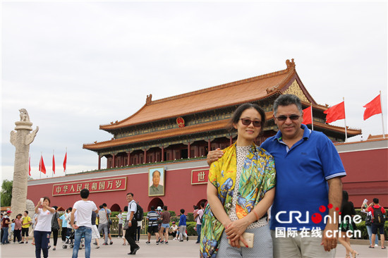 （他们让世界读懂中国）《习近平谈治国理政》葡萄牙文版翻译：中国为全球治理贡献力量_fororder_3