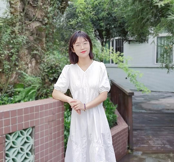 点赞 成都新津区教育系统“最美共产党员”_fororder_实验小学谭凌斐-供图-新津区委宣传部