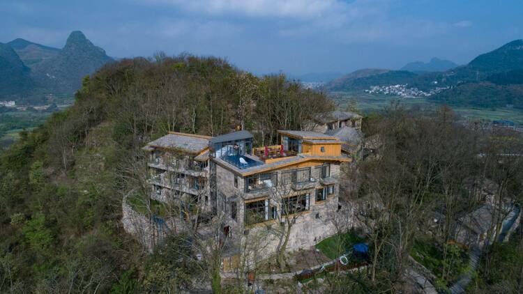 恢复性消费 迸发式增长 贵州旅游“火”了