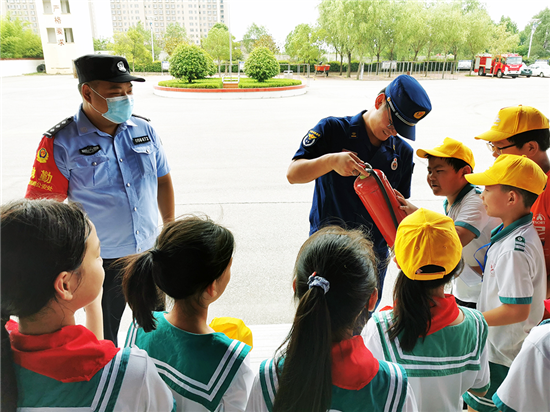 洛阳铁路公安处方城站派出所举办暑假安全夏令营活动_fororder_图片1