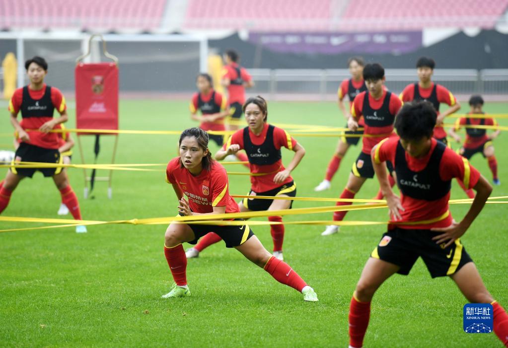 中国女足备战东亚杯