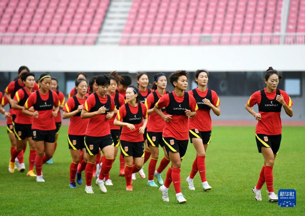 中国女足备战东亚杯