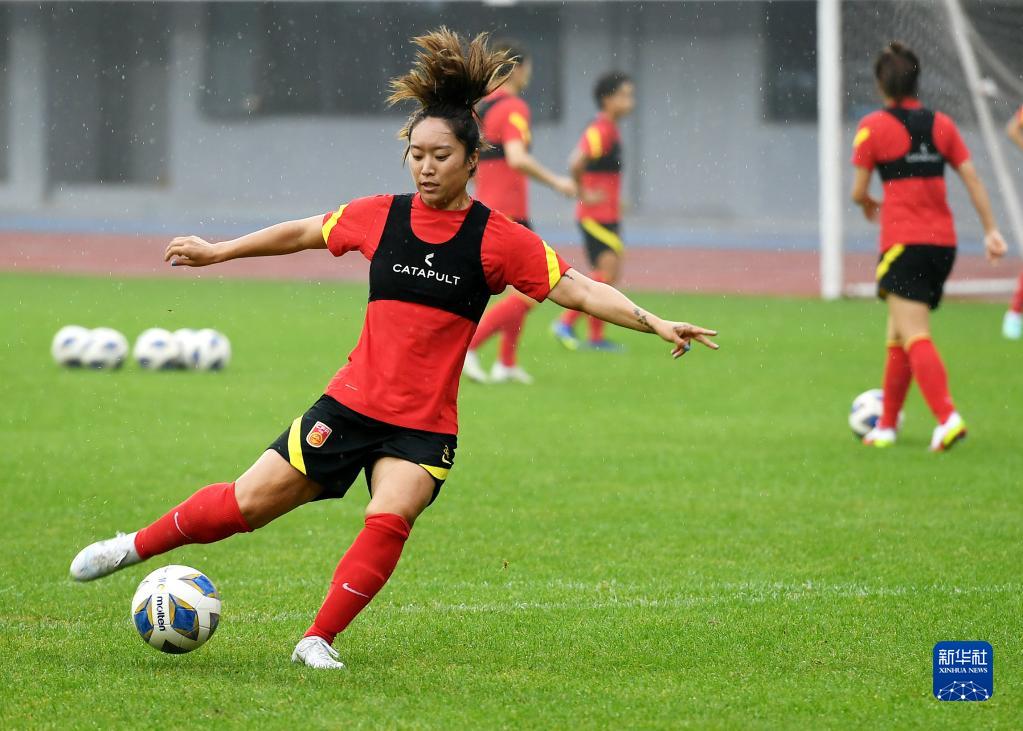 中国女足备战东亚杯