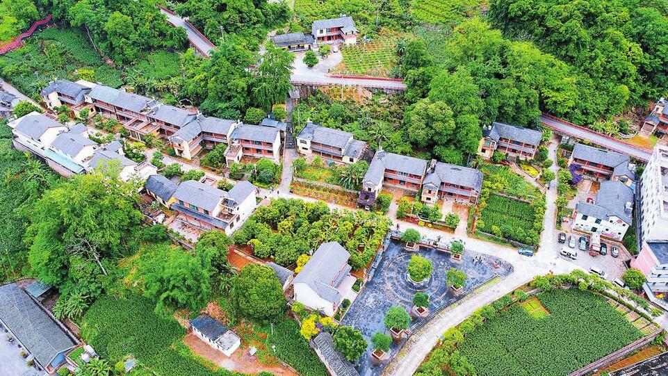 文山麻栗坡：美丽边寨焕发新时代活力_fororder_f0