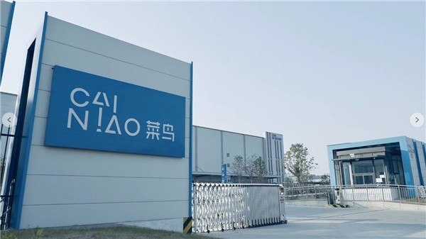 掘金万亿级城市配送：众包平台向左 菜鸟物流向右