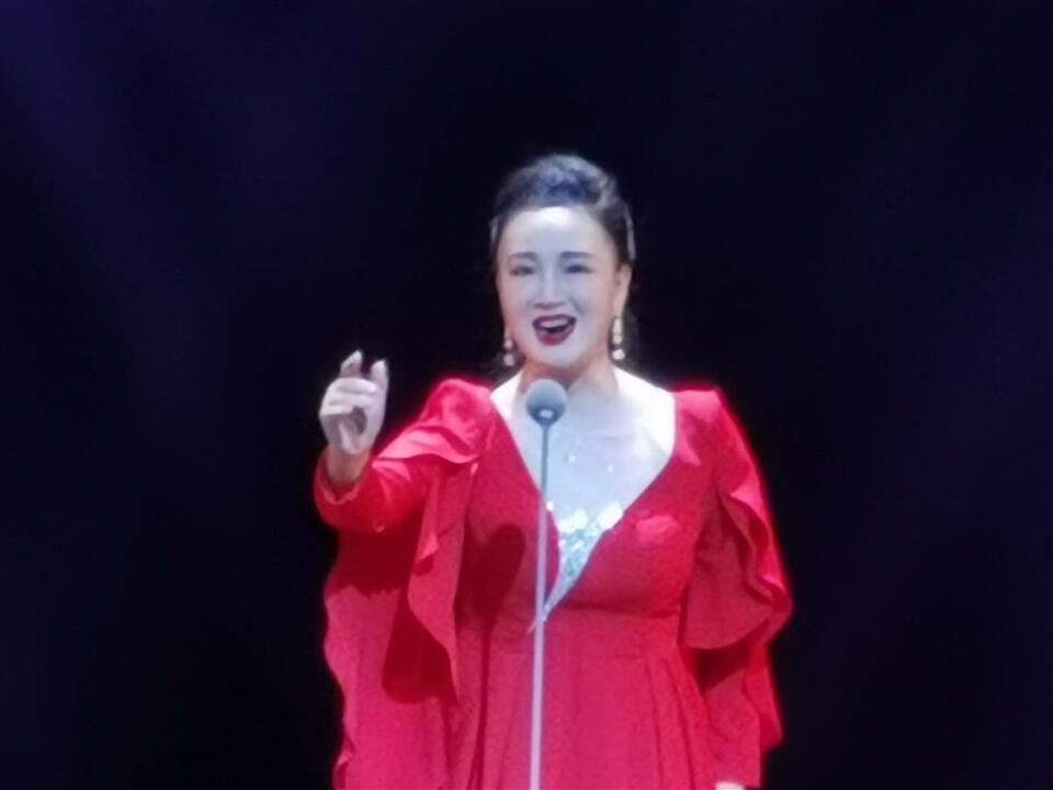 武汉珞珈山剧院改造升级后重新开演 两场专场音乐会唱醉江城观众