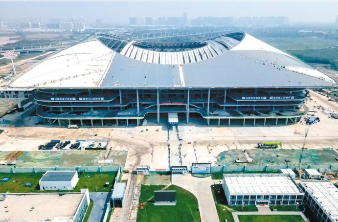 西安市已建成234块社会足球场地  市民踢球有了好去处_fororder_微信图片_20220728085756