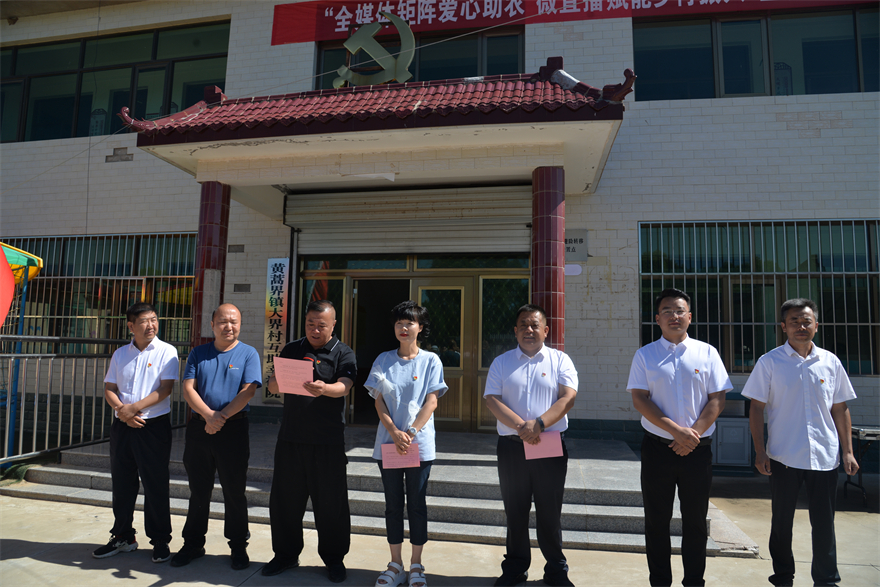 榆林靖边：瓜季宣传出新招 “为民代言”助促销_fororder_活动现场 (2)