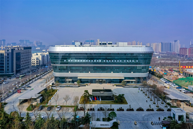 （下午三点签发）2022年上半年西安经济指标发布 航天基地斩获多项“第一”_fororder_国家超算（西安）中心