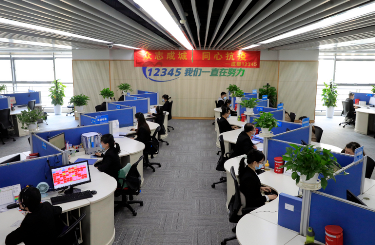 （转载）成都：多解决好一个来电来信 就是多争取一份理解支持