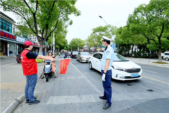 苏州相城度假区（阳澄湖镇）“志愿红”吹响文明城市建设激越号角_fororder_14
