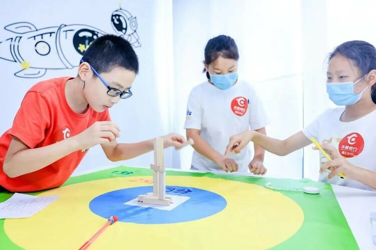 “华夏银行杯”南京青少年科学博览会启动