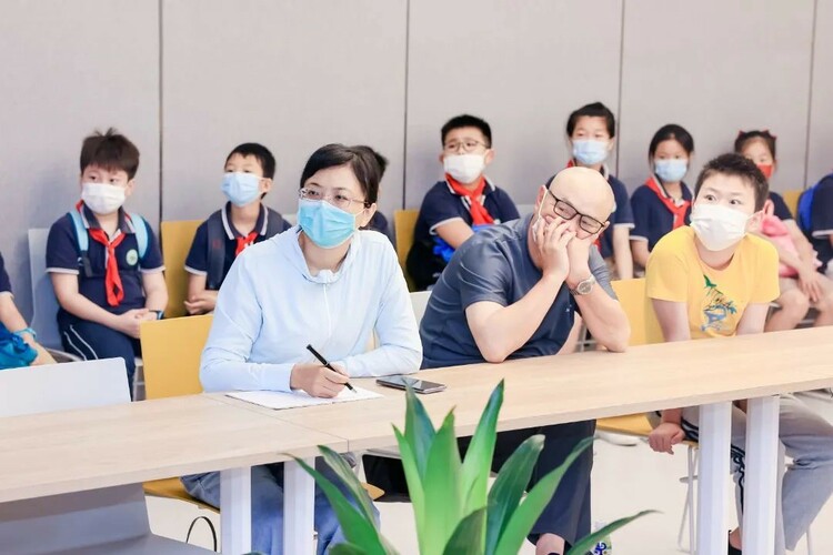 “华夏银行杯”南京青少年科学博览会启动