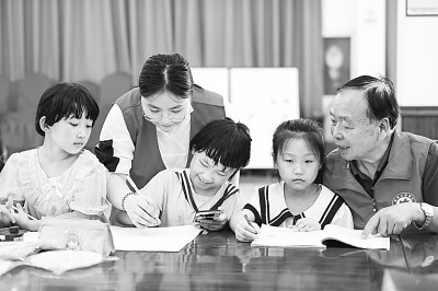不补课了 能否让孩子做暑假的主人