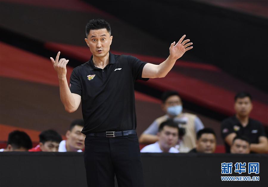 CBA联赛半决赛：广东东莞银行队胜北京首钢队