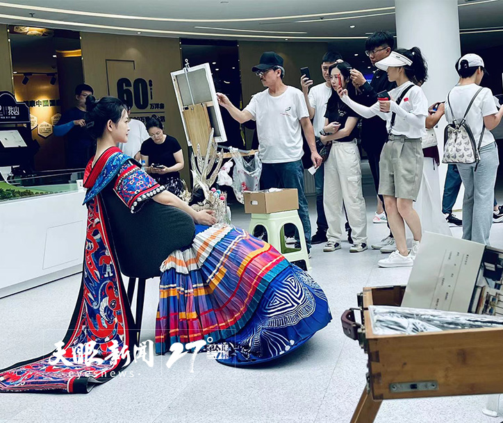 “爽爽贵阳·八月绘”名家写生现场，有趣的灵魂有趣的相遇