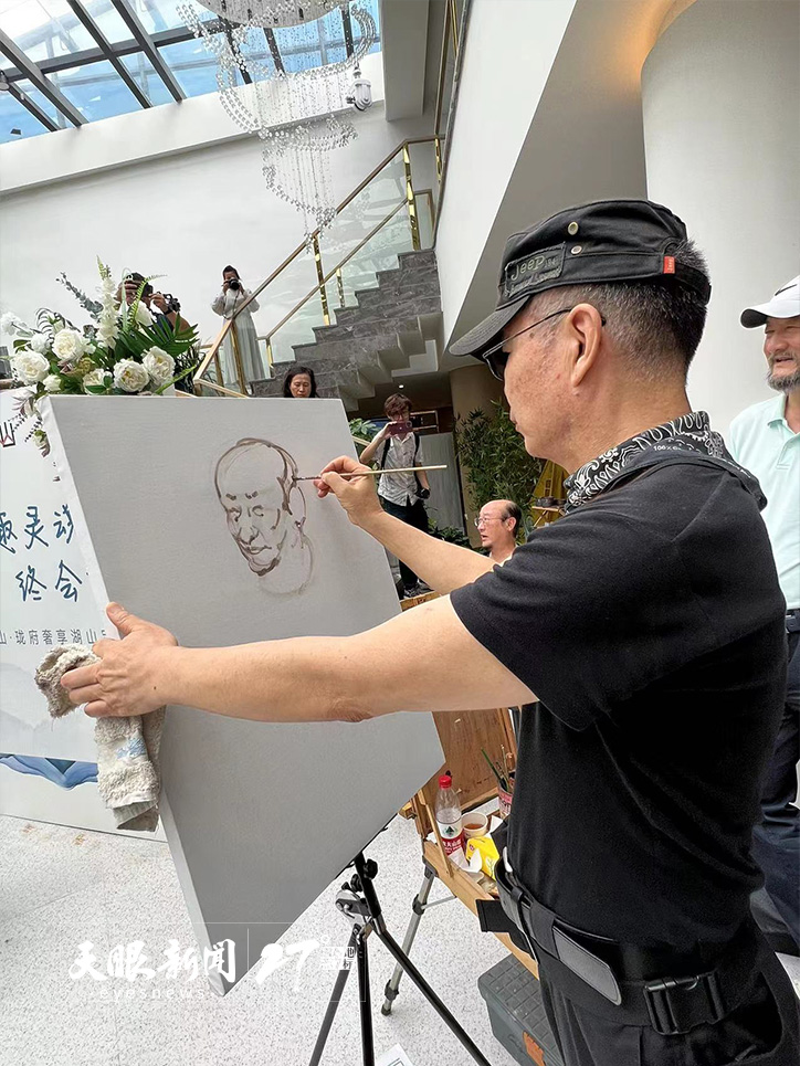“爽爽贵阳·八月绘”名家写生现场，有趣的灵魂有趣的相遇