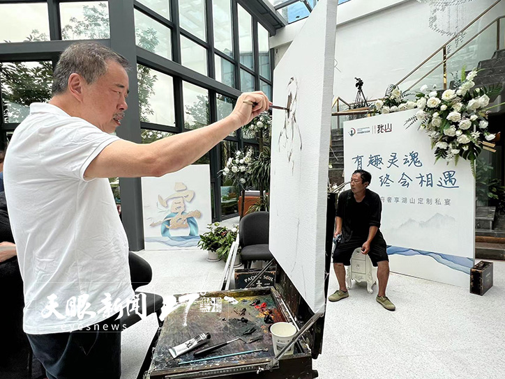“爽爽贵阳·八月绘”名家写生现场，有趣的灵魂有趣的相遇