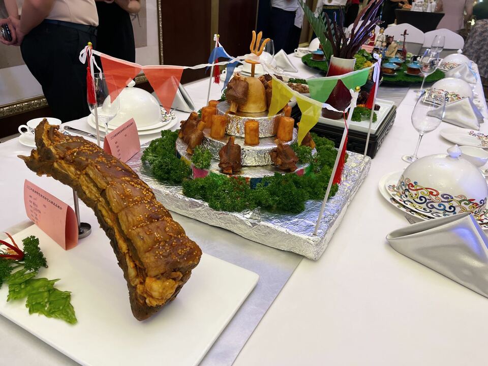 “内蒙古味道”品牌形象标识发布：让“内蒙古味道”在全国各地都火起来_fororder_微信图片_20220809182604