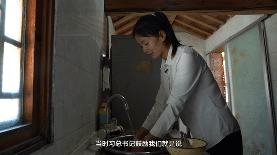 谨记习近平总书记教诲，她成了传递焦裕禄精神的星星之火