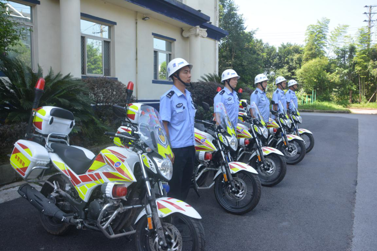 【有修改】【急稿】重庆九龙坡区警方吹响“坚持政治建警全面从严治警”冲锋号