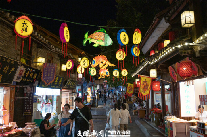 （中首）贵阳花溪：点亮旅游“夜经济”