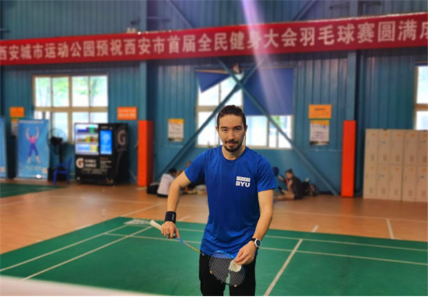 Young Kazak Man Looks forward to China’s National Games_fororder_222