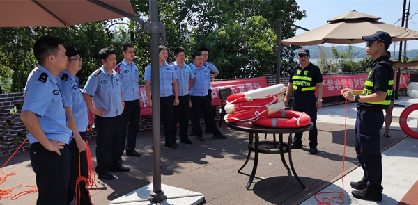 重庆永川：“请进来”教授救援知识 “走出去”学习救援技能_fororder_图片1