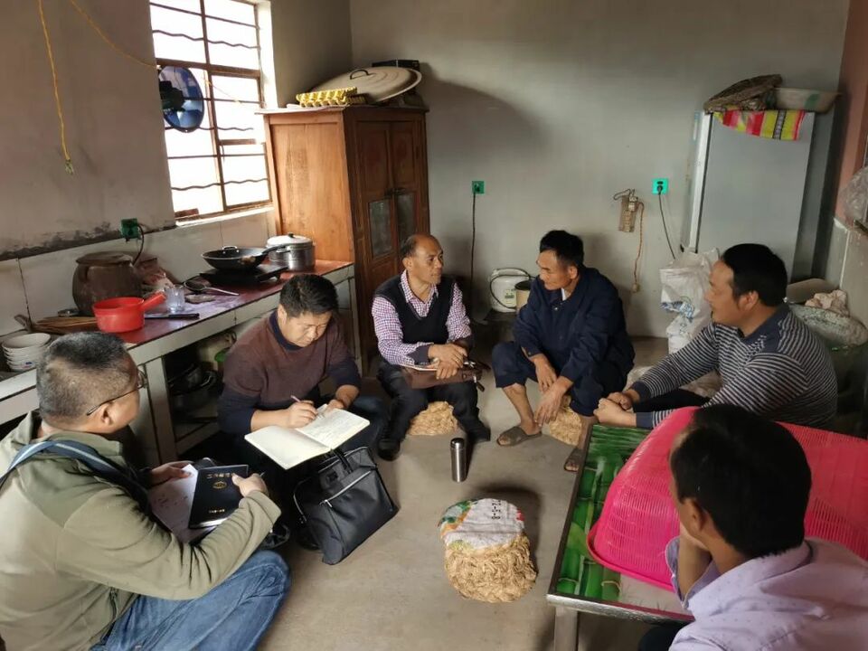 全国见义勇为模范杨绍兴又获全国“人民满意的公务员”表彰_fororder_3