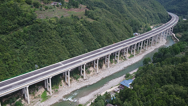 广元至平武高速公路青川段通车 川北进出九寨沟将迎来最便捷通道_fororder_广元至平武高速公路青川段-供图-四川省交通运输厅