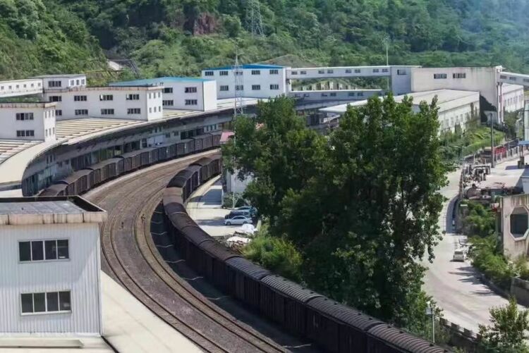 保障“链”上安全 提升辐射能级——贵州省“物流+制造”融合发展正当时