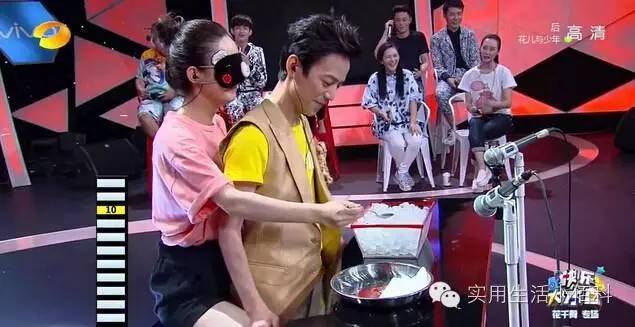 何炅赵丽颖逼婚激吻搂抱暧昧不断 谢娜疑赵丽颖炒作
