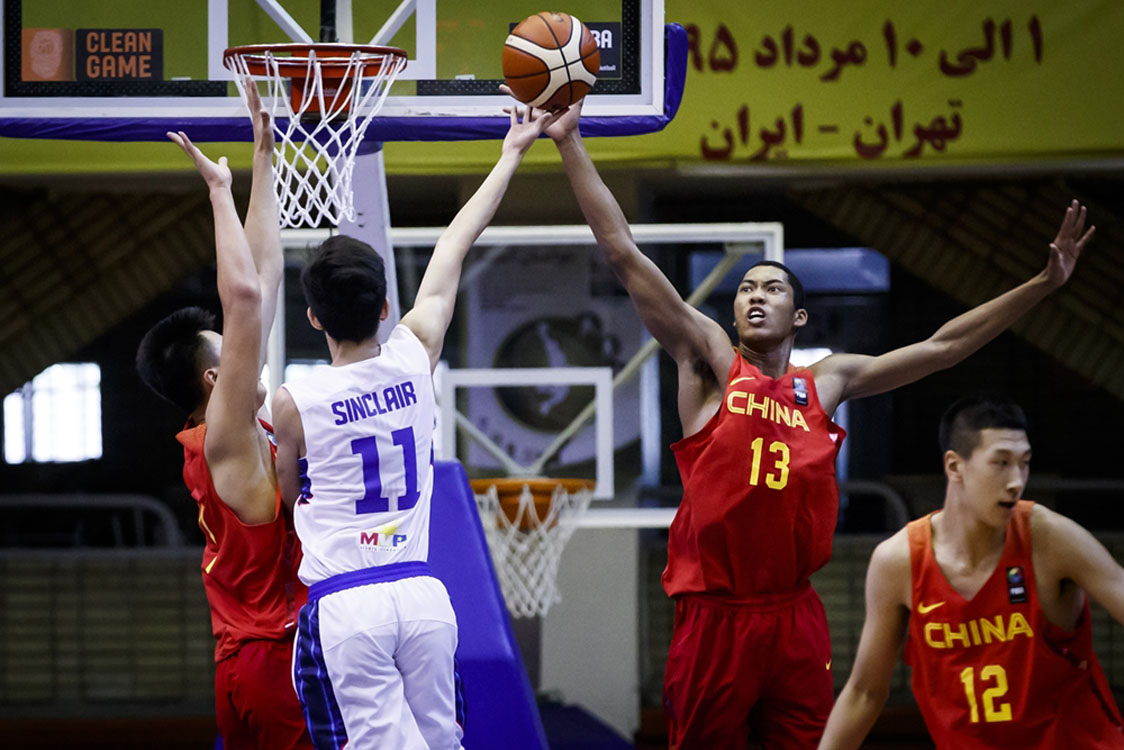 男篮混血中锋:中国籍北京腔 天赋获NBA关注