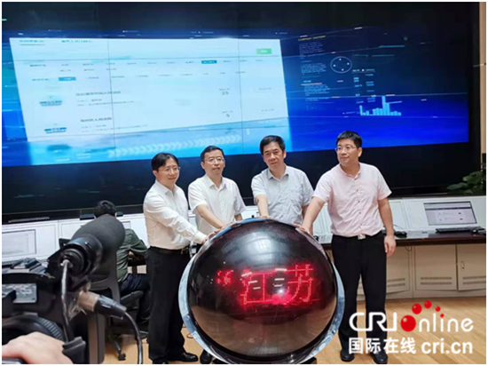 （原创 本网专稿 三吴大地南京 移动版）全国首创江苏微解纷服务平台正式上线（条目标题）全国首创江苏微解纷服务平台上线