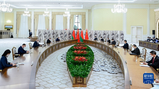 习近平会见白俄罗斯总统卢卡申科_fororder_2