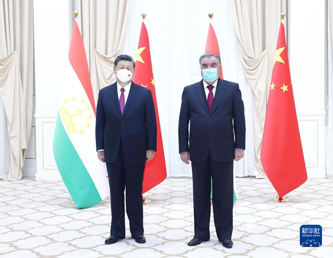 习近平会见塔吉克斯坦总统拉赫蒙_fororder_1