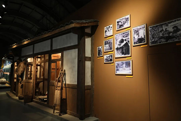 成都新津：丰收节临近 全国主会场即将呈现_fororder_农民工博物馆布展一角-供图-天府农业博览园