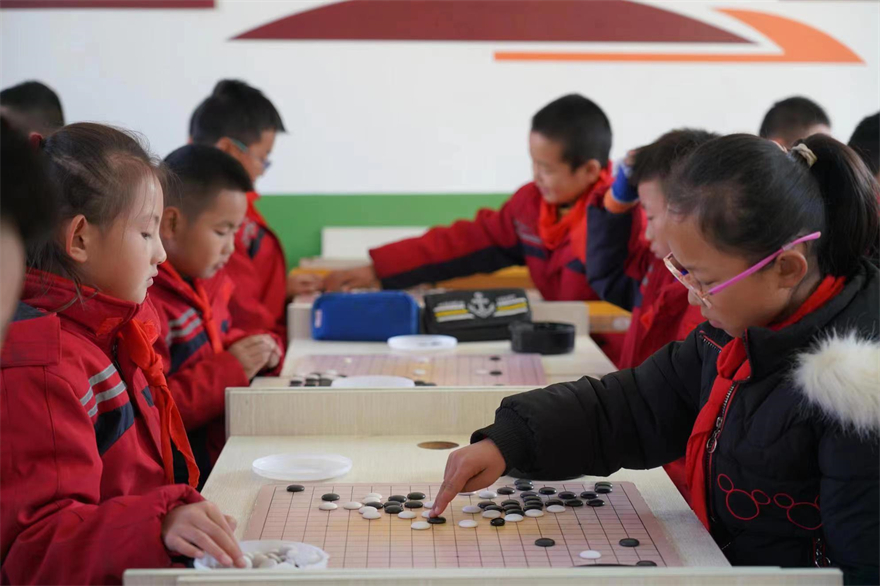 榆林横山成立教育慈善基金 筹款超3亿元_fororder_横山第三小学兴趣课堂